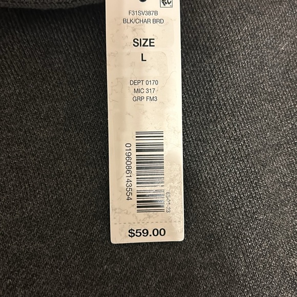 Size L / BLACK SWEATER / NEW Condition - Picture 5 of 10